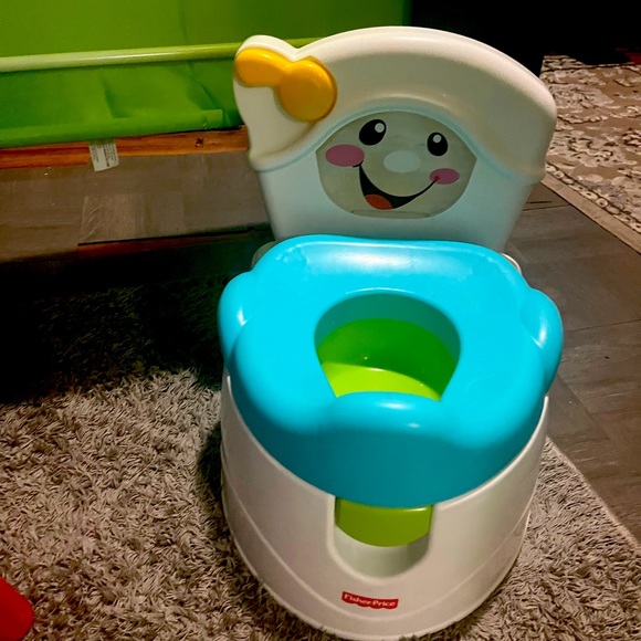 Coco melon table and chair with ballpen, also with a potty - Picture 6 of 8